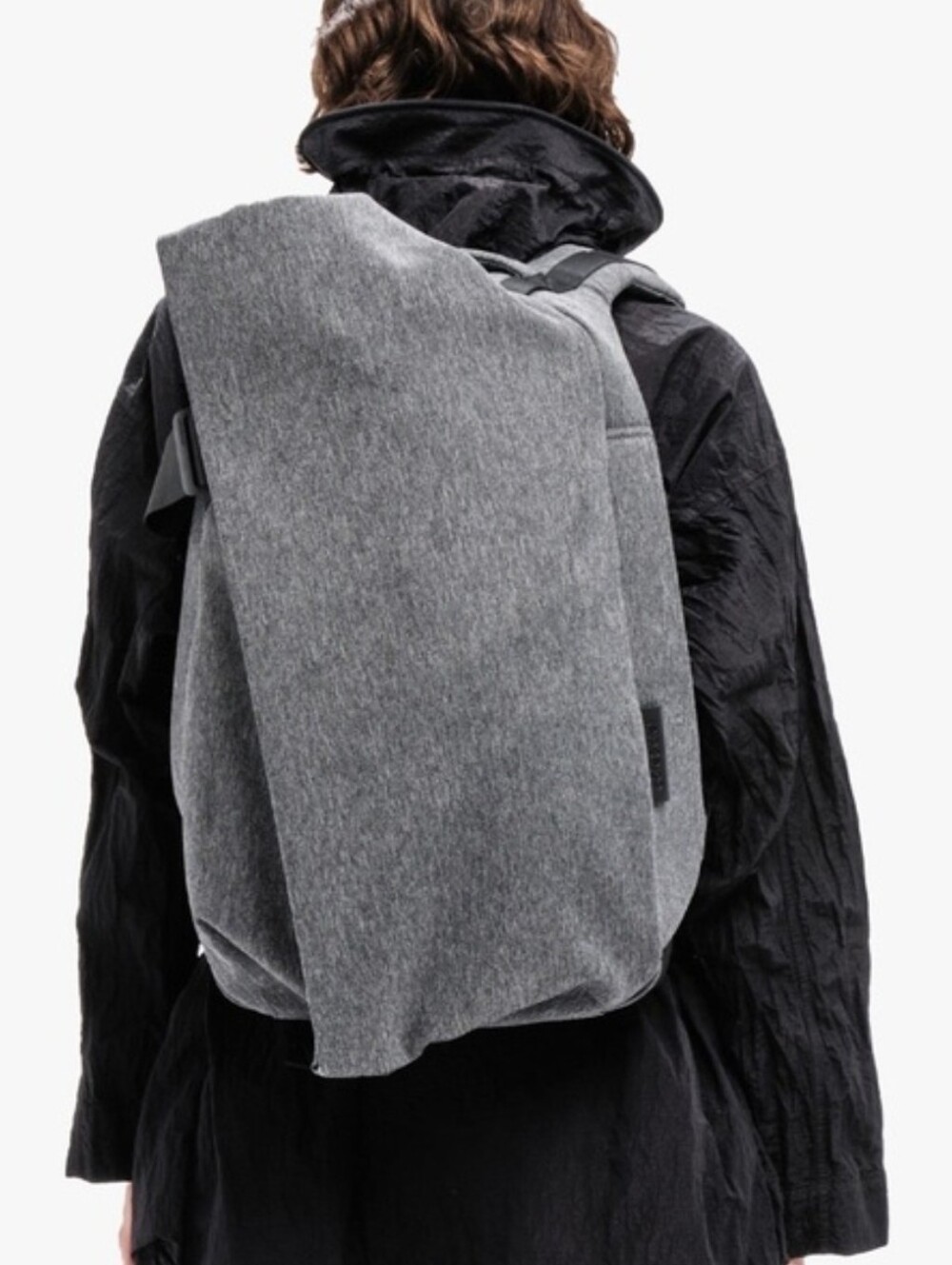 Cote & Ciel Isar EcoYarn Gray / Black Melange Colorway Men's Sling Backpack